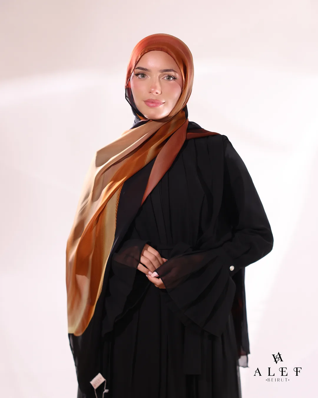 أوشن، منديل حرير طبيعي، بني على أسود